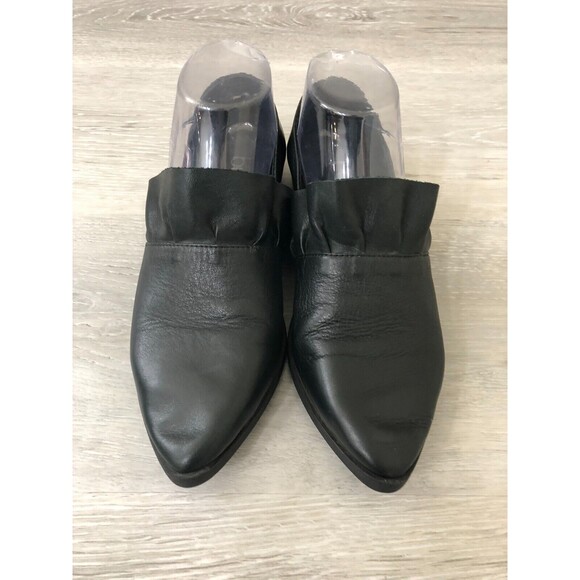 Bueno Burcu Flat Loafers Womens Size EU 36 Black Leather Pointed Toe Slip On - Picture 2 of 7